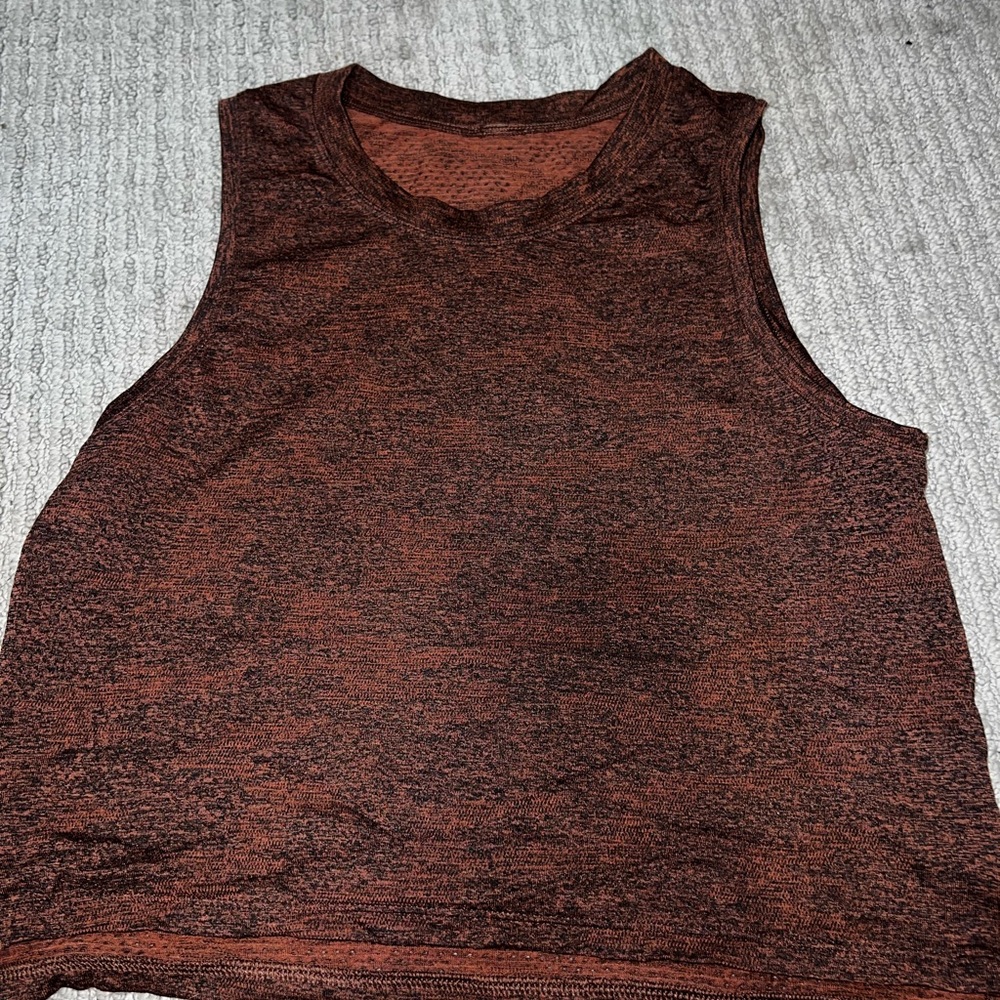 Lululemon tank
